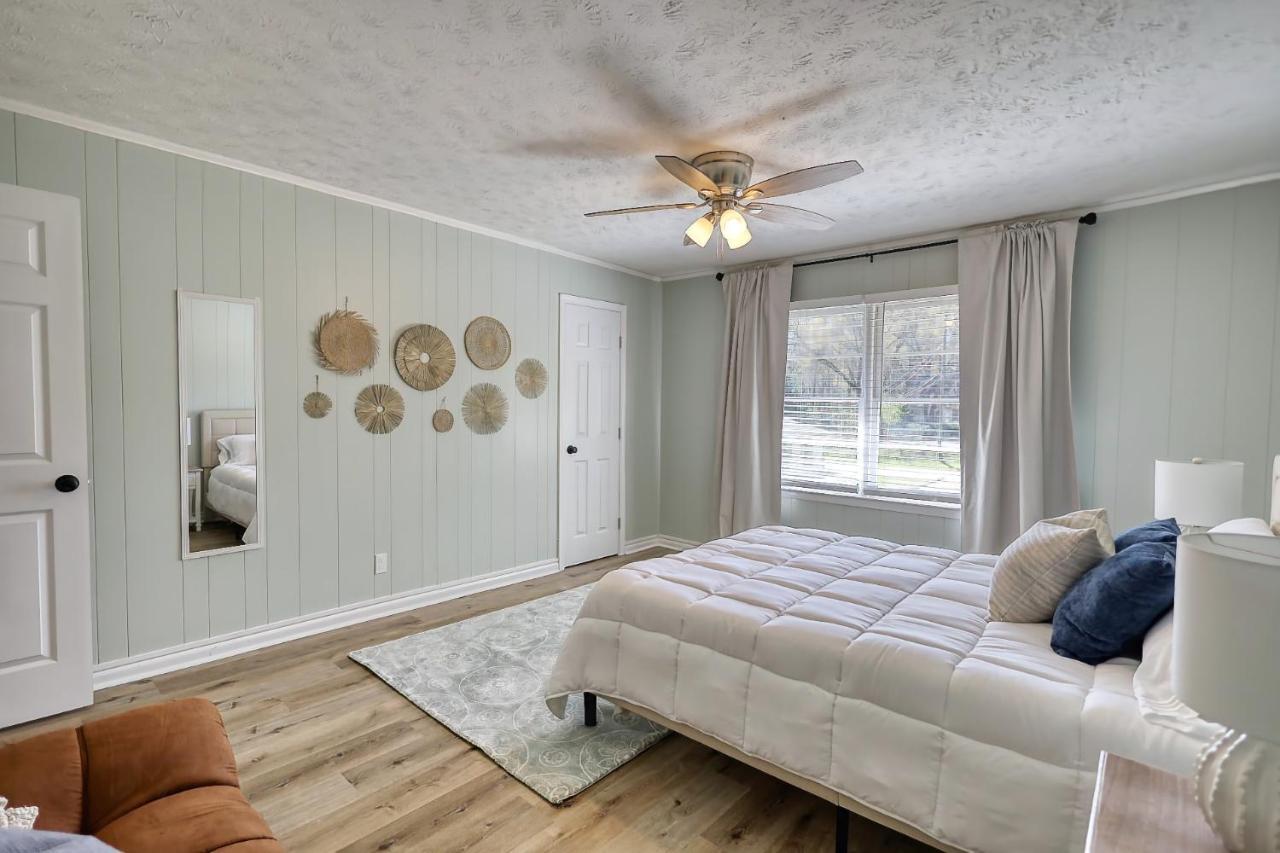 Coastal Cottage 1/2 Mile From Covington Square エクステリア 写真