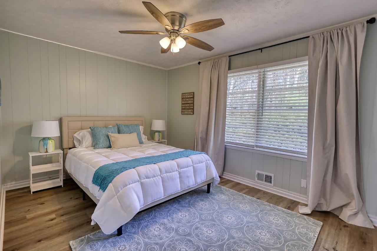Coastal Cottage 1/2 Mile From Covington Square エクステリア 写真