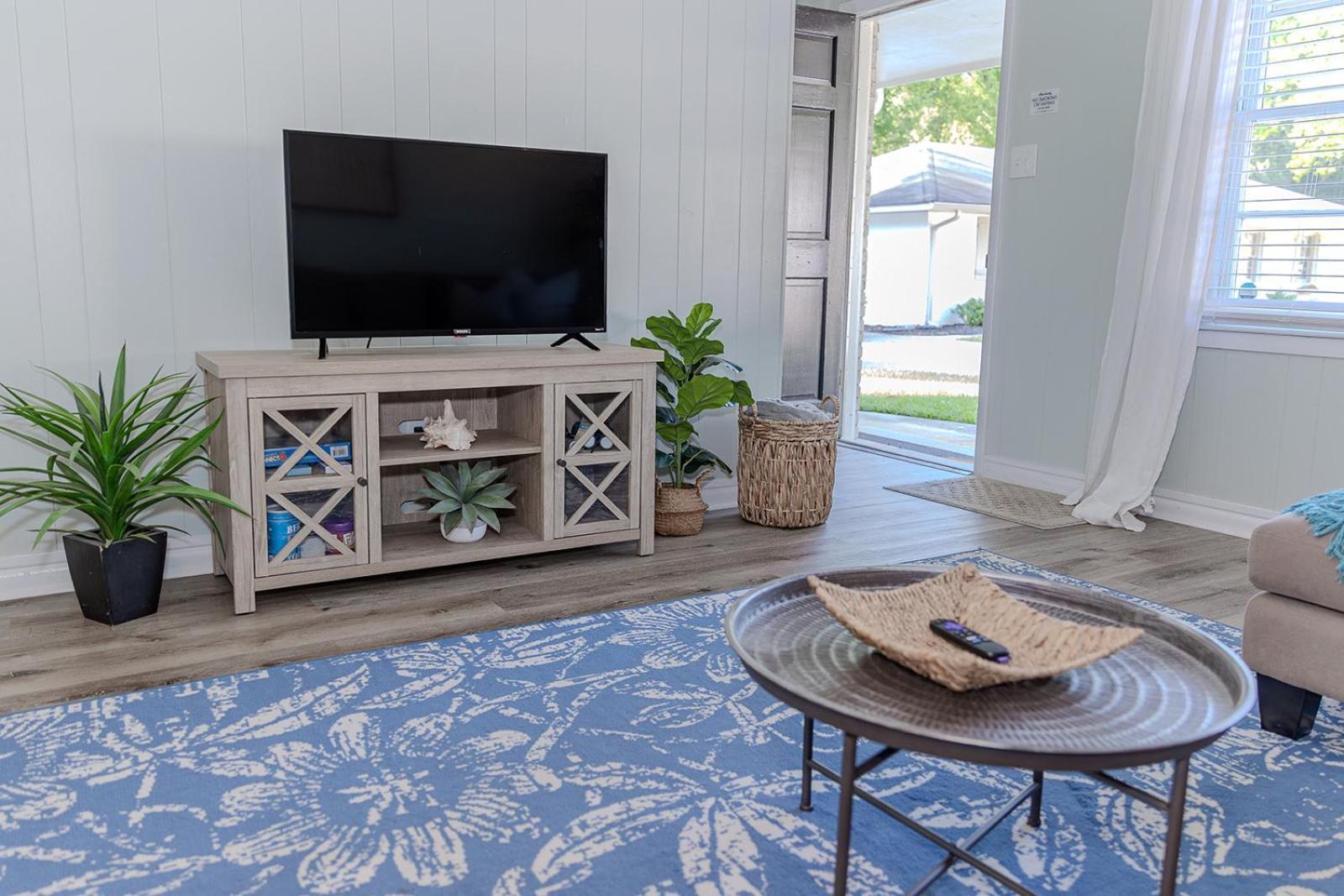 Coastal Cottage 1/2 Mile From Covington Square エクステリア 写真