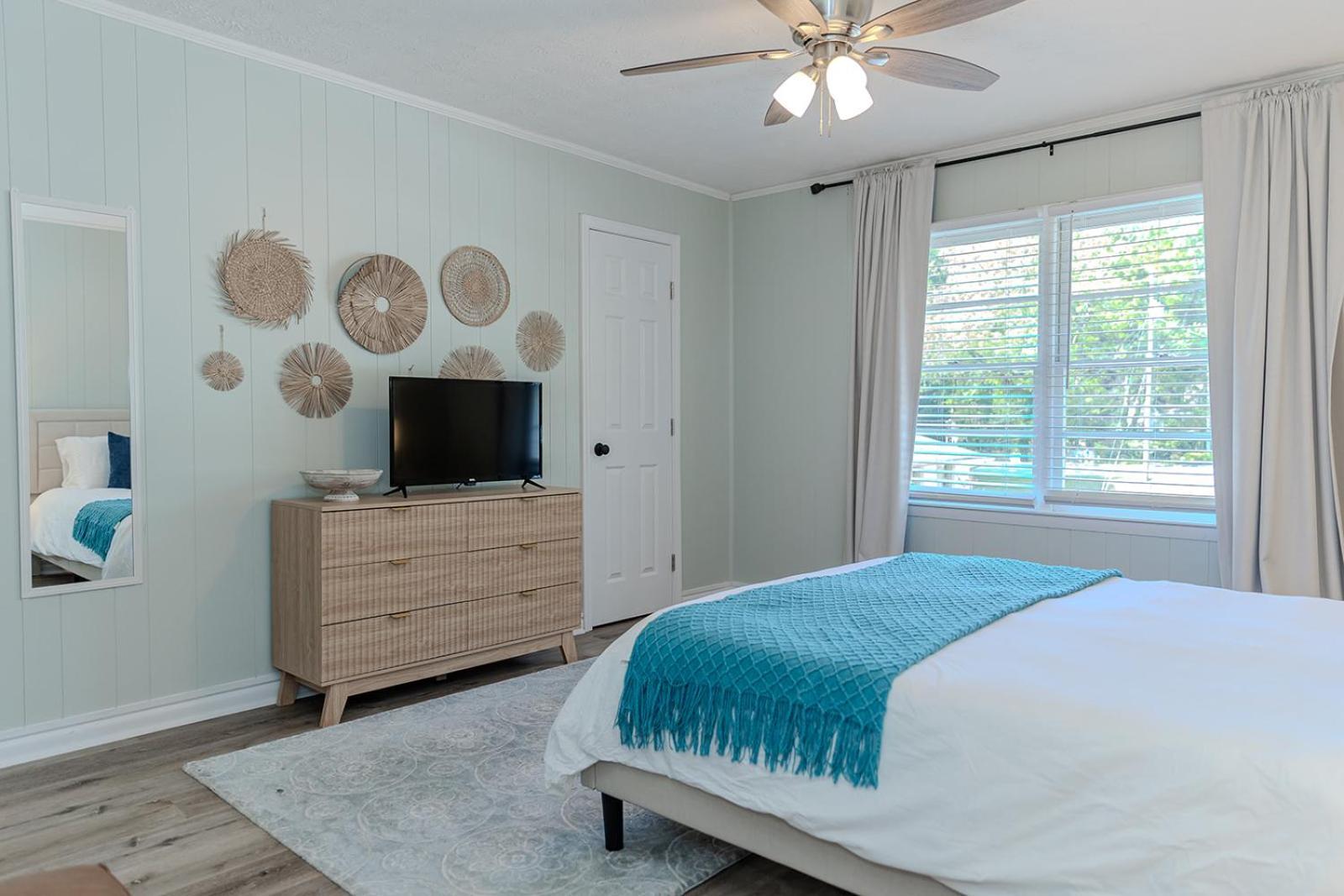 Coastal Cottage 1/2 Mile From Covington Square エクステリア 写真