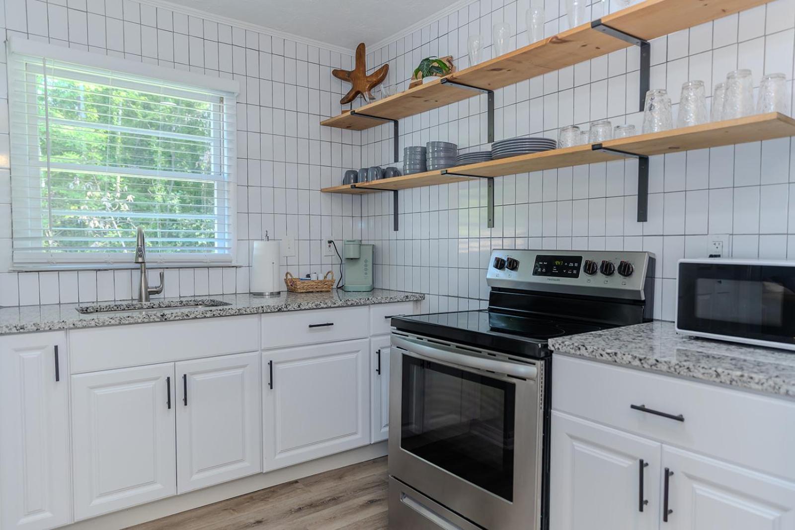 Coastal Cottage 1/2 Mile From Covington Square エクステリア 写真