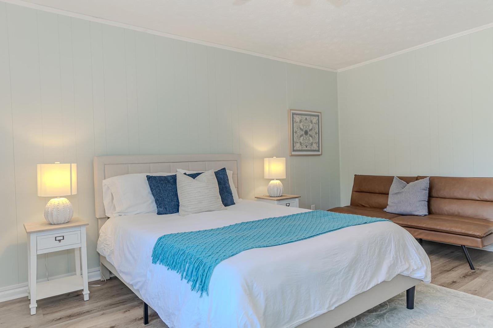 Coastal Cottage 1/2 Mile From Covington Square エクステリア 写真