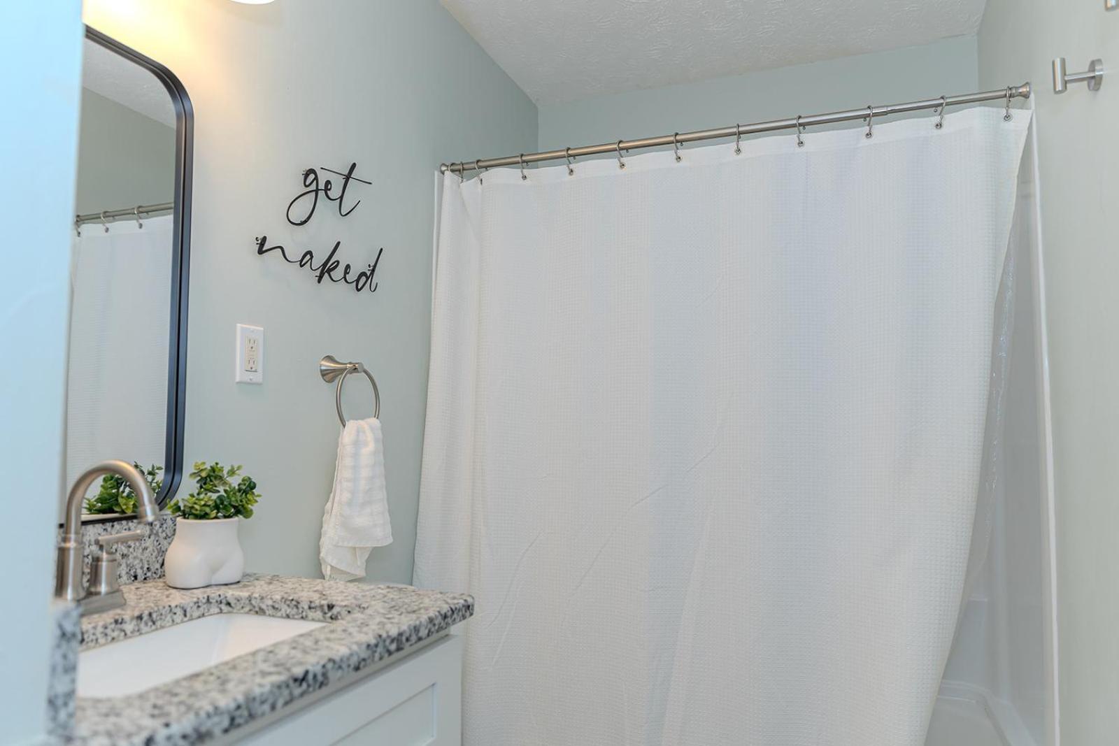 Coastal Cottage 1/2 Mile From Covington Square エクステリア 写真